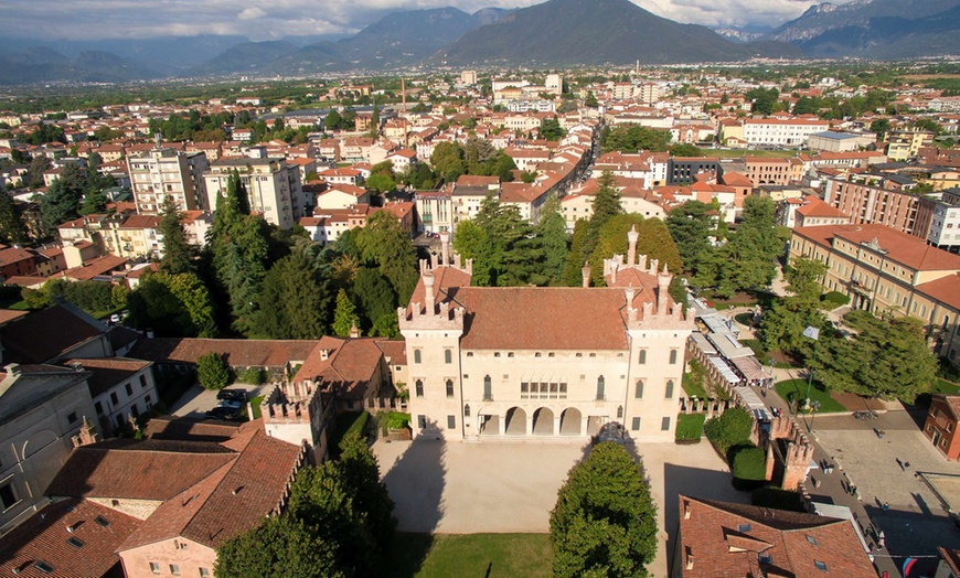 Image 13: Visita guidata al Castello di Thiene 