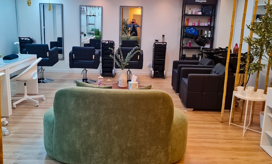 Image 3: Get Smooth Skin with Choice of Areas for Waxing Sessions!