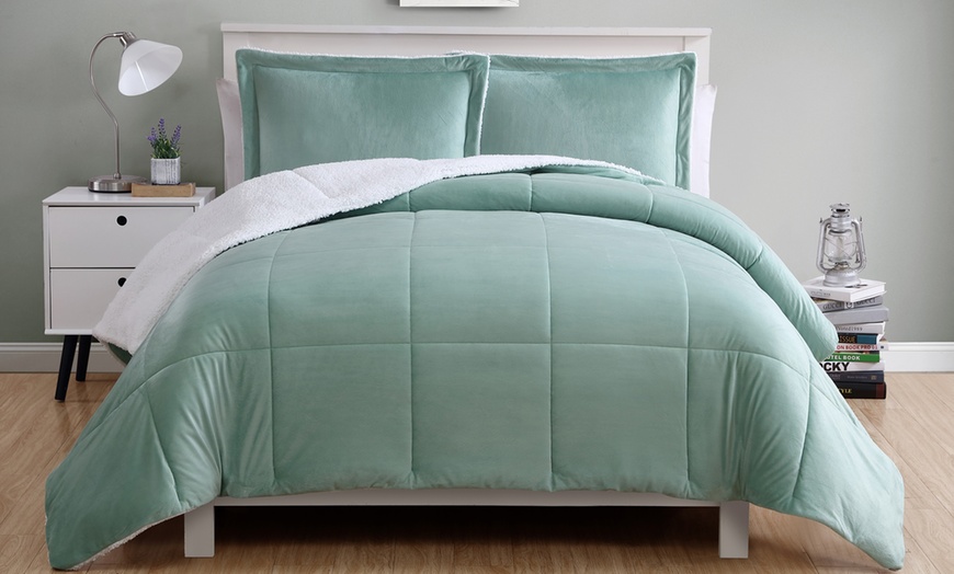 Image 23: Micromink and Sherpa Reversible Comforter Set (2- or 3-Piece)