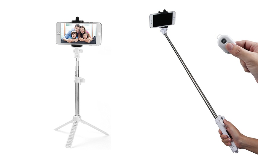 Image 4: Monopod/Tripod with Remote 