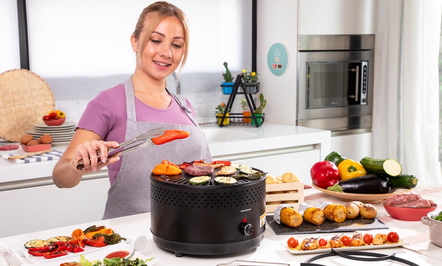 Image 7: Innovagoods tragbarer, rauchfreier Holzkohlegrill CleanQ