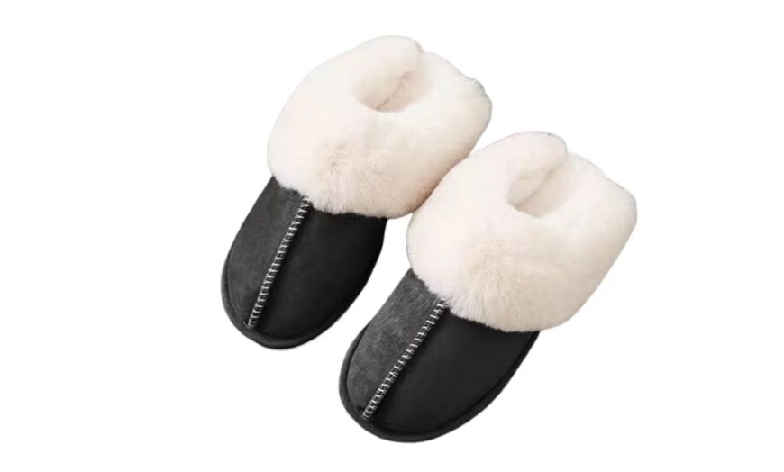 Image 7: Women's Rubber Sole Plush Slippers