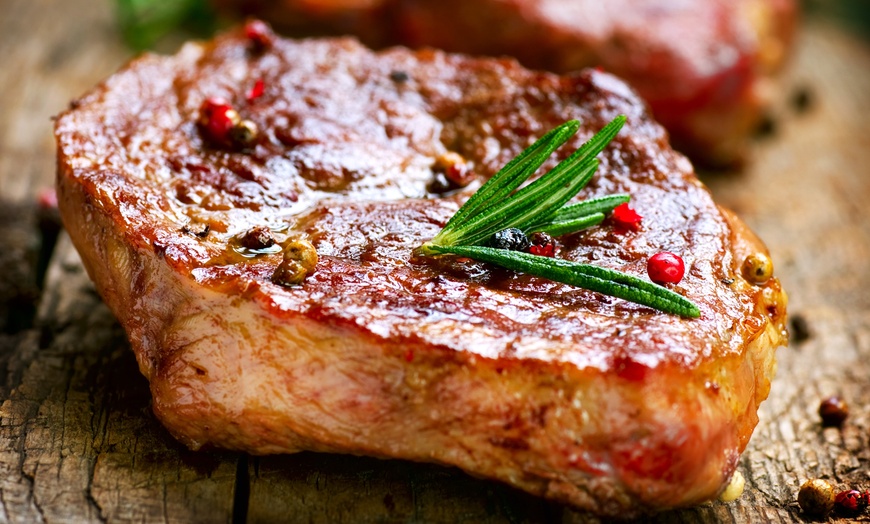 Image 1: Entrecôte mit Kräuterbutter, Bratkartoffeln & Salat für 2 oder 4