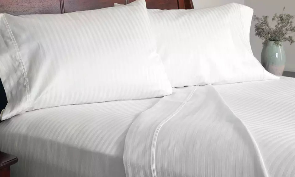 Clearance: 300-Thread-Count Cotton-Rich Sateen Sheet Set - Second Medium