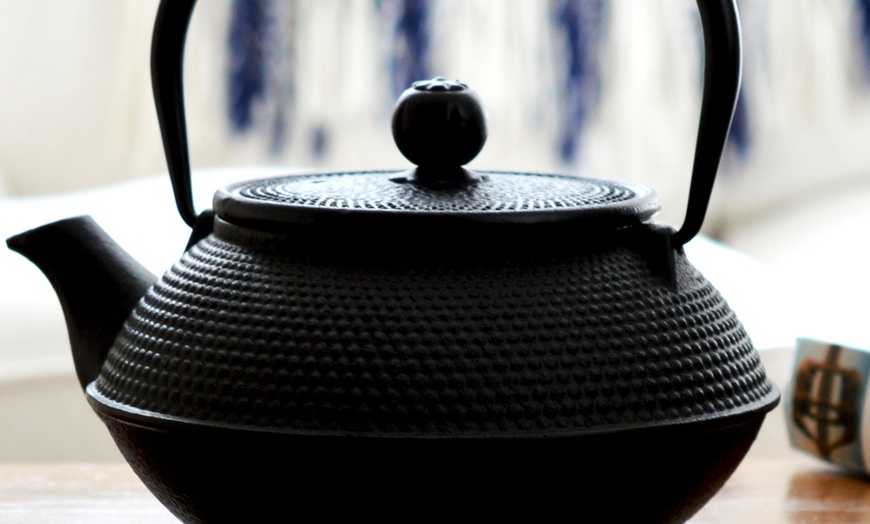 Image 2: Cast Iron Teapot