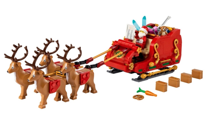 Image 7: LEGO Christmas Bundle; Tree and Santa's Sleigh Sets