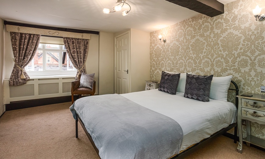 Image 4: Chester: Double Room with Full English Breakfast and Optional Dinner