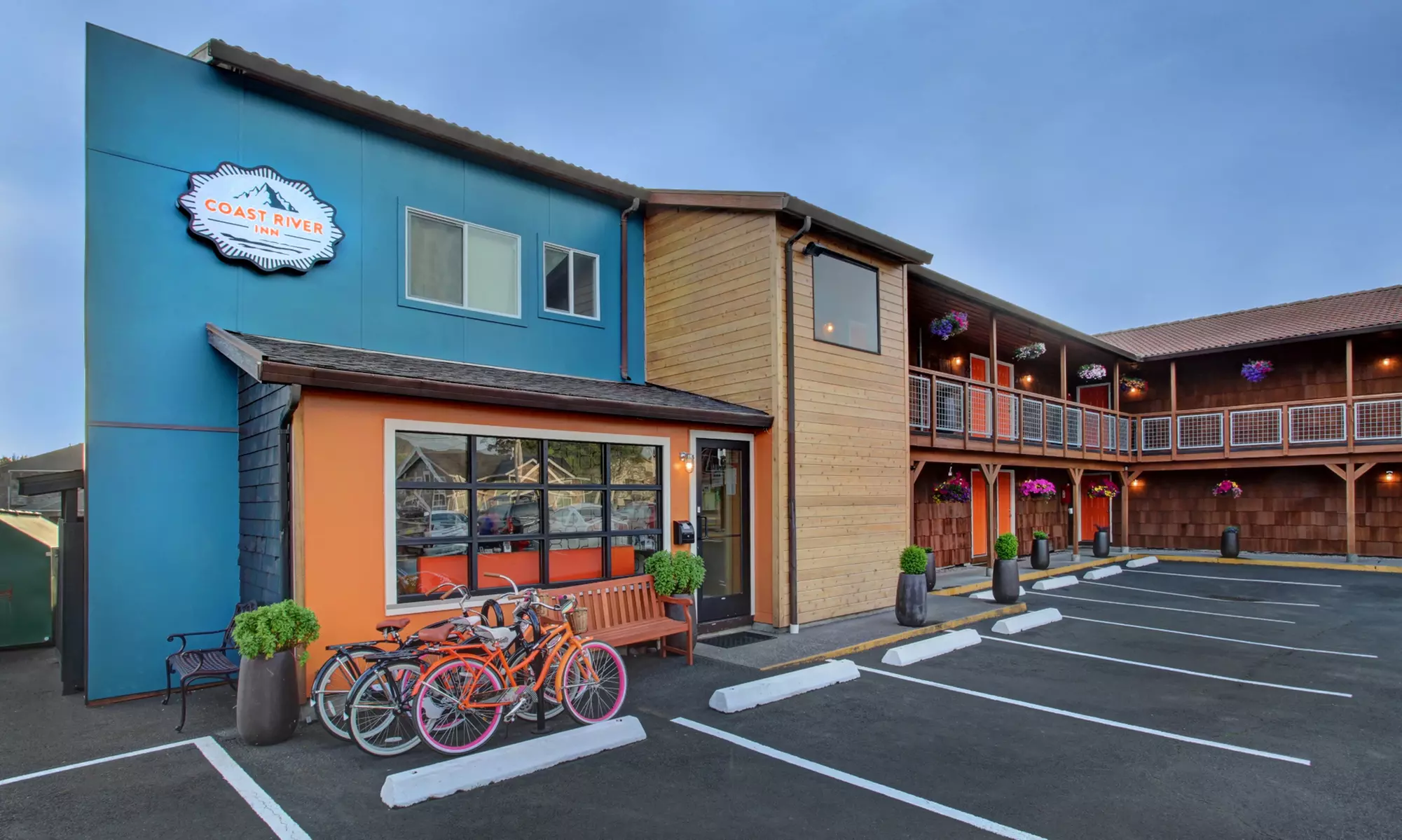 Stay at Coast River Inn in Seaside, OR, with Dates into January 2019 - Primary Image