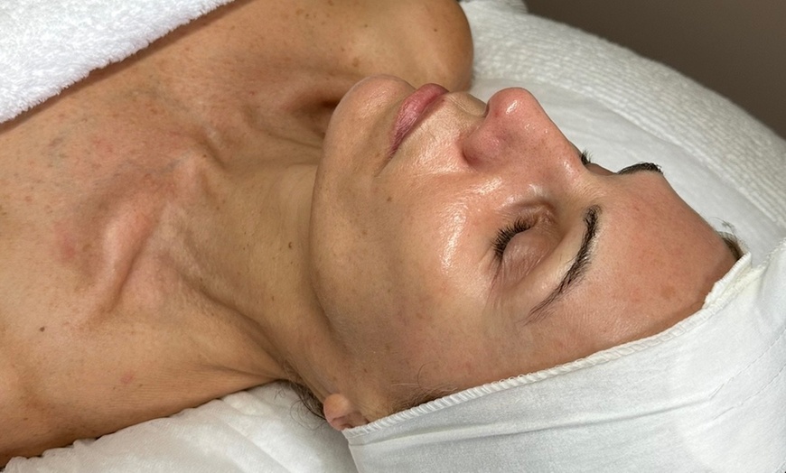Image 3: Treat Yourself to a Flawless Glow with Our Facial Packages