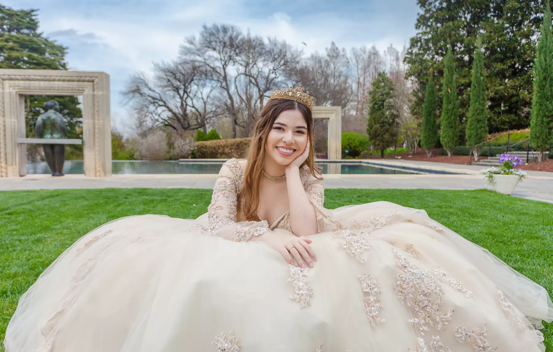 Capture special moments with Dream Photography DFW offers Quinceanera photo shoots from 30-minute session, up to 50% off