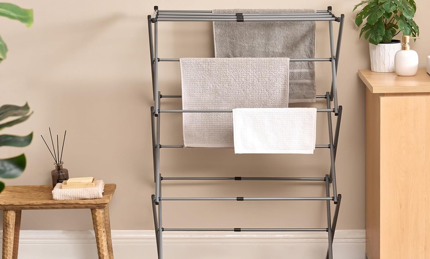 Image 6: Three-Tier Extendable Clothes Airer