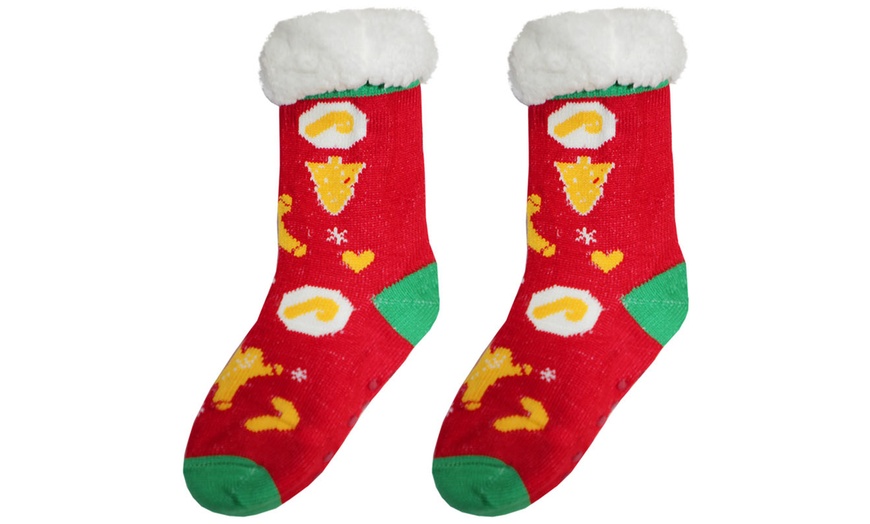 Image 8: Warm Winter Lined Christmas Slipper Socks