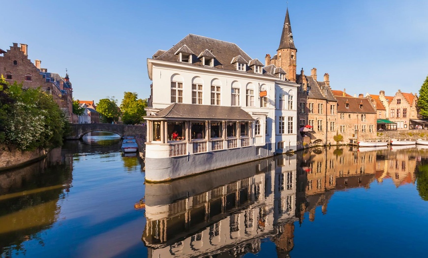 Image 1: Bruges: 4* Classic Twin or King Room Stay