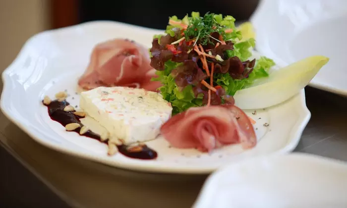 Schlager Dinner Show: 1 Ticket vom 14.03. bis 21.11.2026