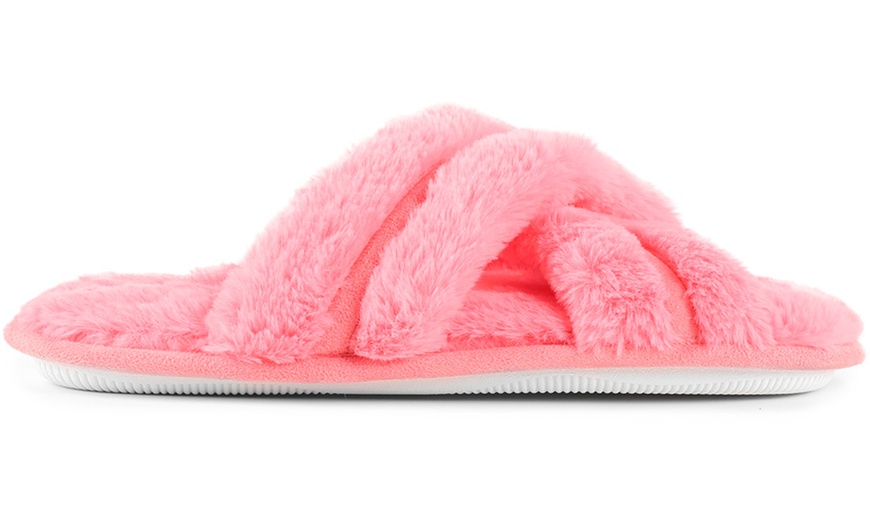 Image 16: Ladies Slip On  Spa Slippers