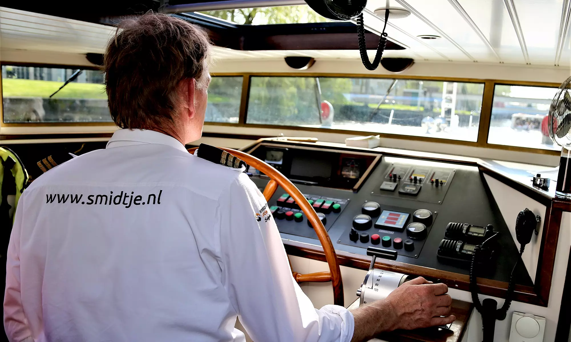 Vaar mee door het hart van Amsterdam: rondvaart door de grachten