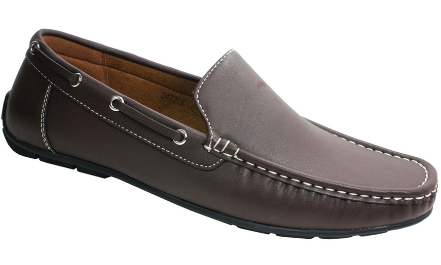 Image 3: Men's Slip-On Moccasin Shoes