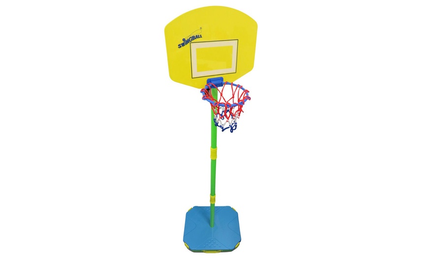 Image 8: Mookie Swingball Games