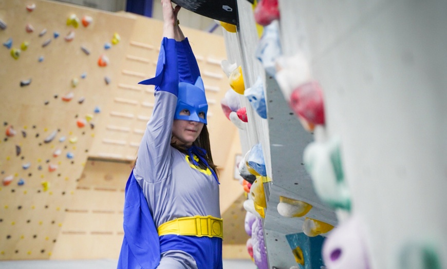 Image 5: Full-Day Bouldering Pass