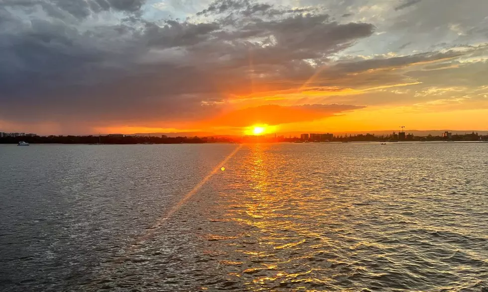 Enjoy a Two-Hour Saturday & Sunday Broadwater Sunset  Cruise