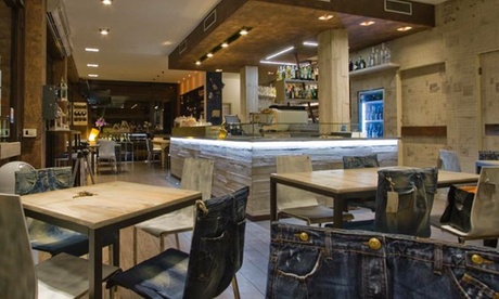 Menu alla carta con antipasto, hamburger, dolce e birra al Bacò Lounge Restaurant (sconto fino a 55%)