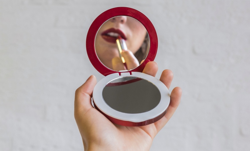 Image 6: Compact Mirror Power Bank