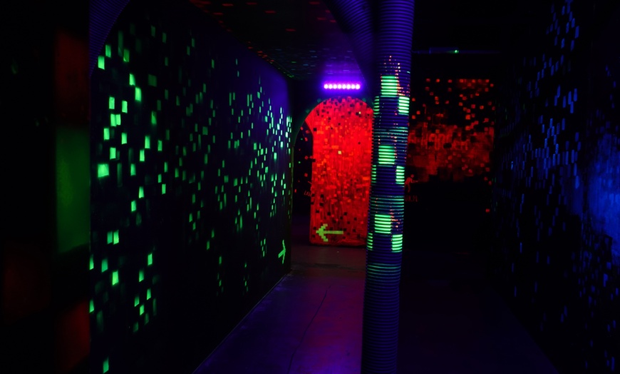 Image 20: Laser Park: Graj w Laser Quest z przyjaciółmi!