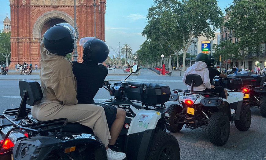 Image 1: ¡Un tour en quad para 1 o 2 personas por Barcelona!