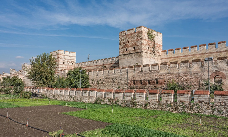 Image 19: ✈ 5-Day Istanbul Vacation w/ Air from Worldee