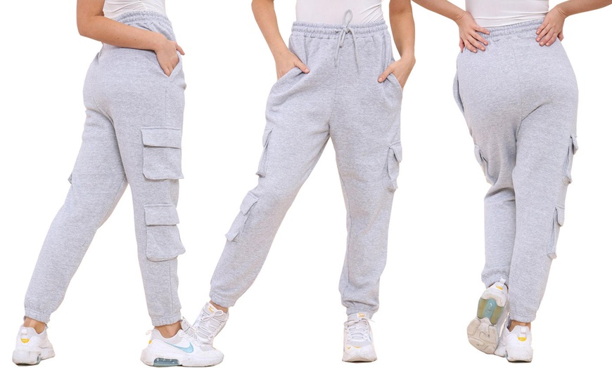 Image 8: Women's Fleece-Lined Cargo Pocket Jogging Bottoms