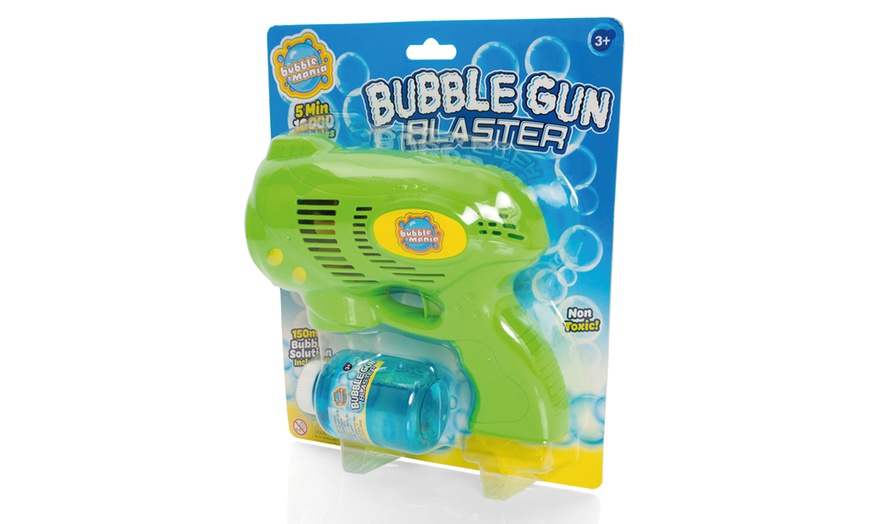 Image 2: Automatic Bubble Blaster and Solution