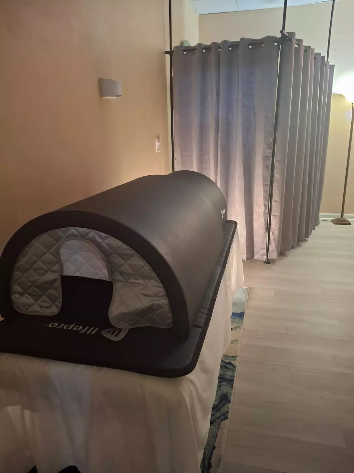 Infrared Sauna, Meditation or Anti-Gravity Massage Chair Sessions