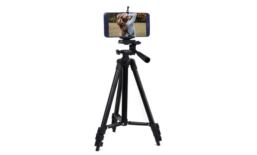 Image 12: Camera Tripod Stand