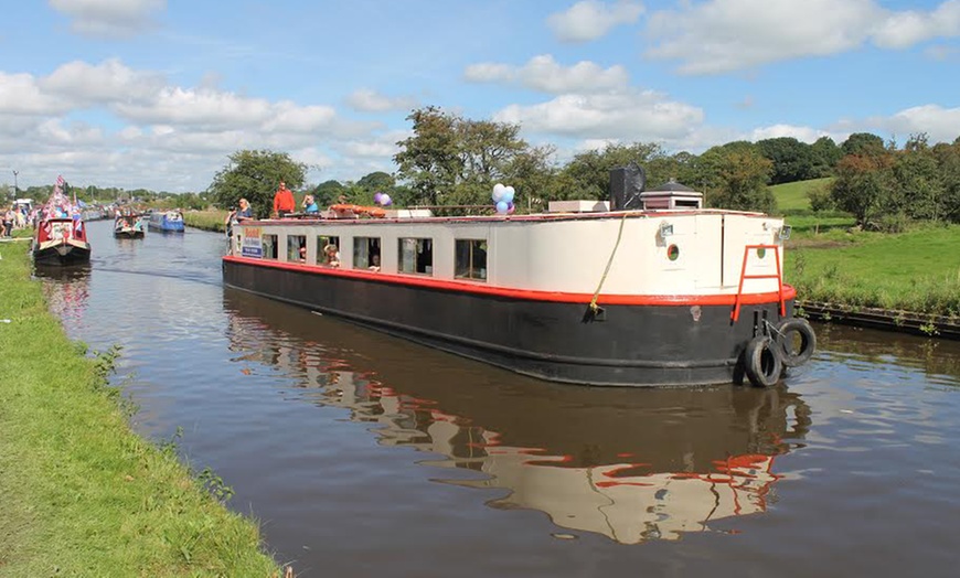 Image 1: 90- or 120-Minute Canal Cruise for Two or Four