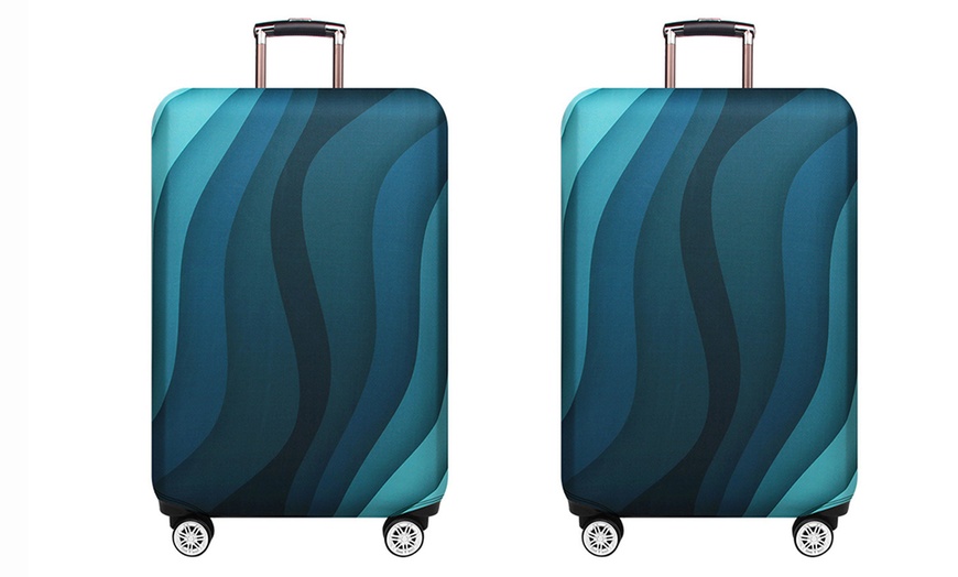 Image 8: One or Two Dust-Resistant Elasticated Suitcase Covers