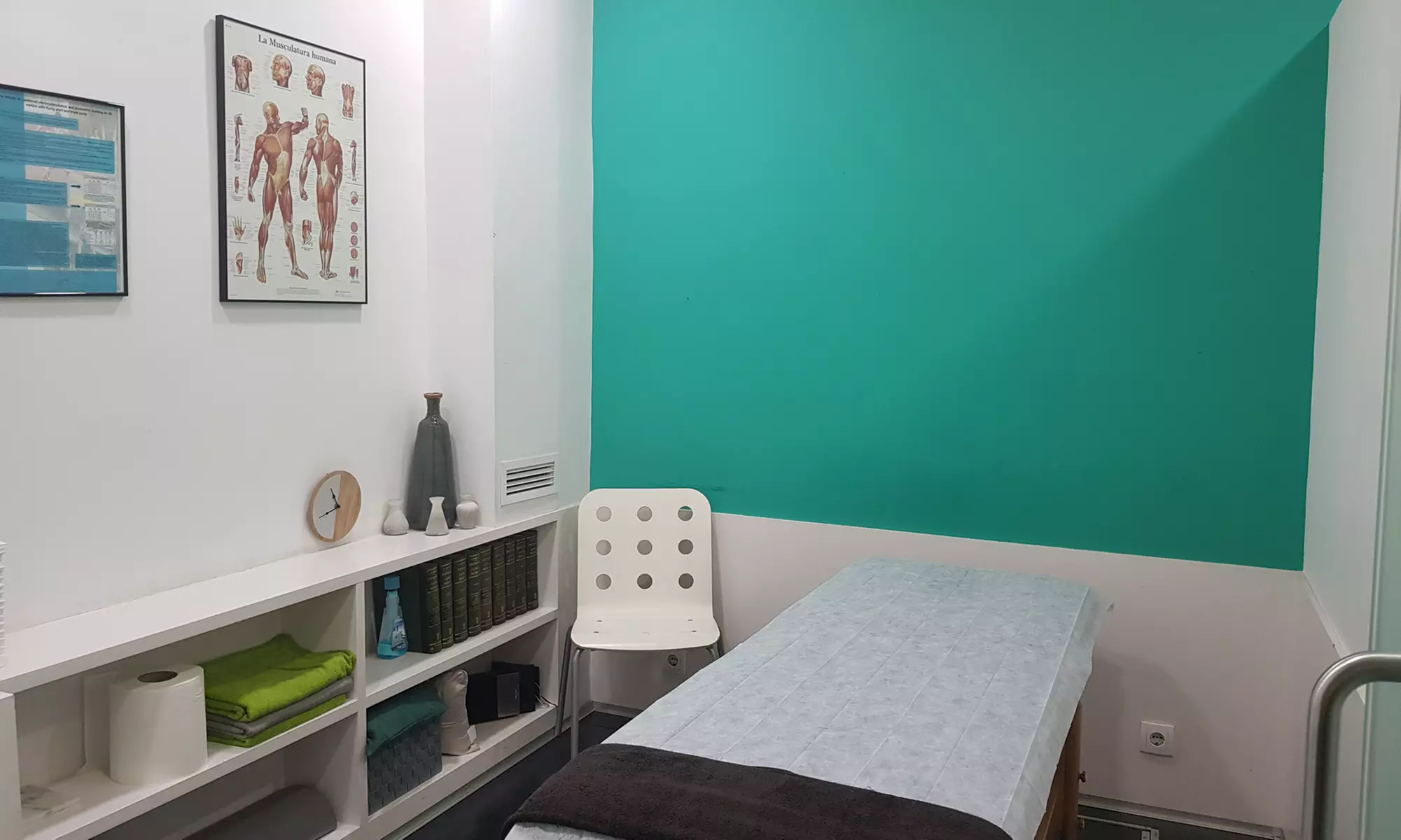 Hasta 43% de dto. en 1 Sesion de fisioterapia avanzada con diagnostico en CARE Fisioterapia - Second Medium