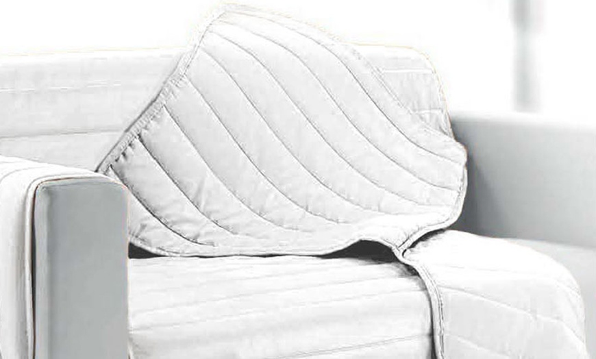 Image 10: Quilted Sofa Cover