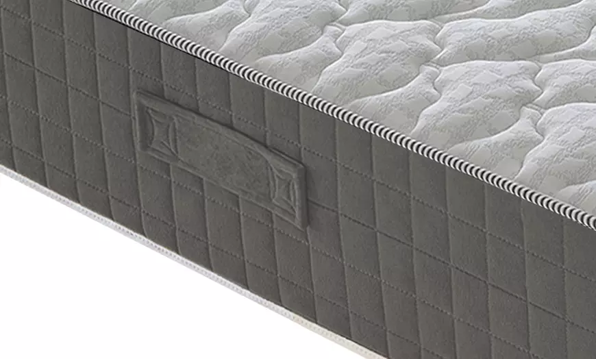 Image 3: Traagschuimmatras