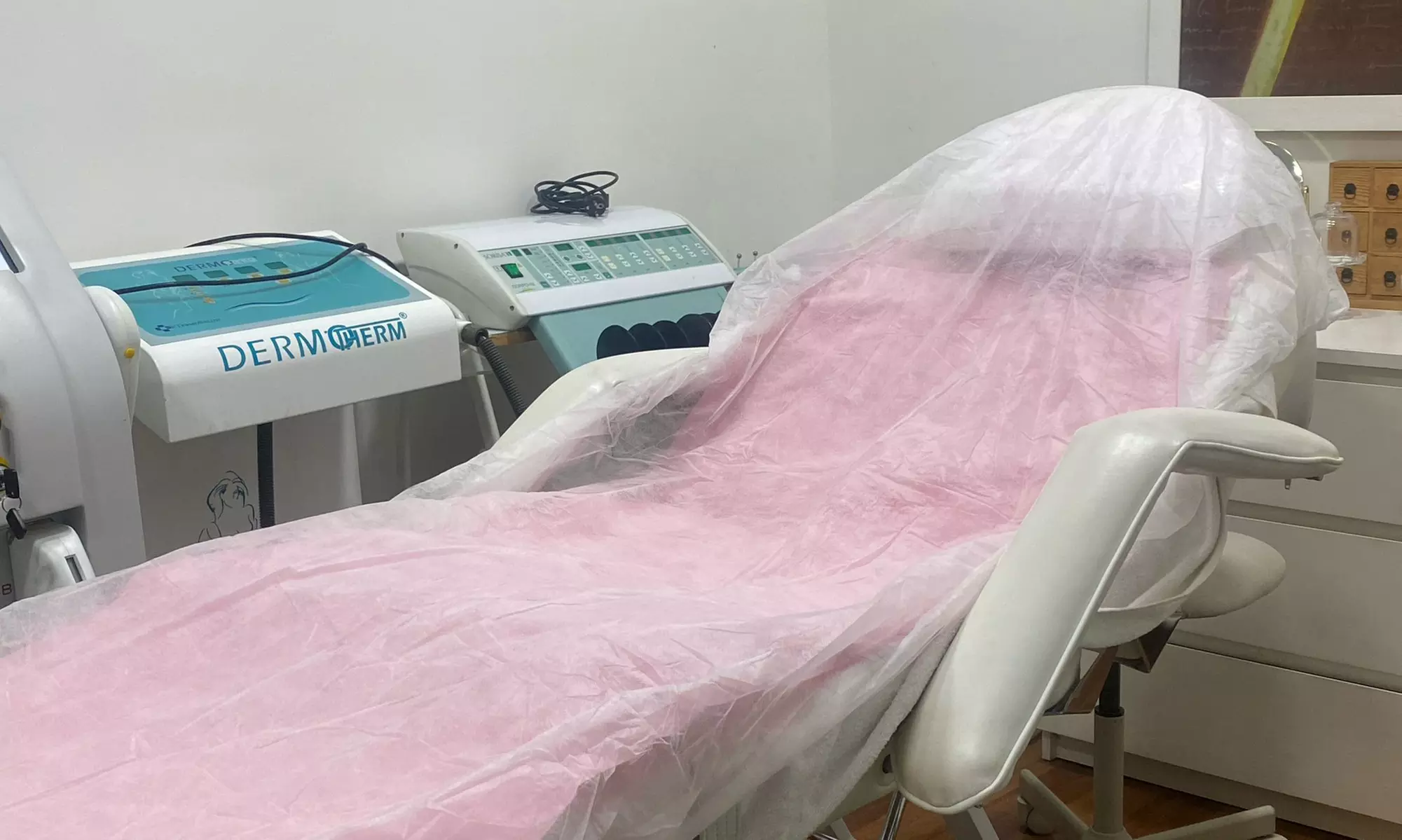 Lifting y tinte de pestañas con opción a visajismo y tinte de cejas