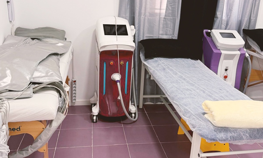 Image 6: Tratamiento de rejuvenecimiento facial con 10 o 20 hilos tensores PDO