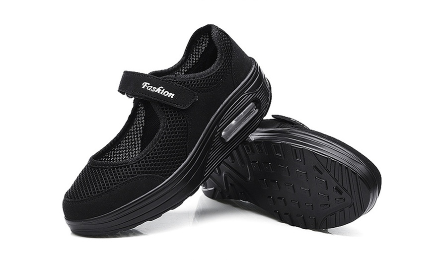 Image 5: Ultra Light Breathable Mesh Shoes