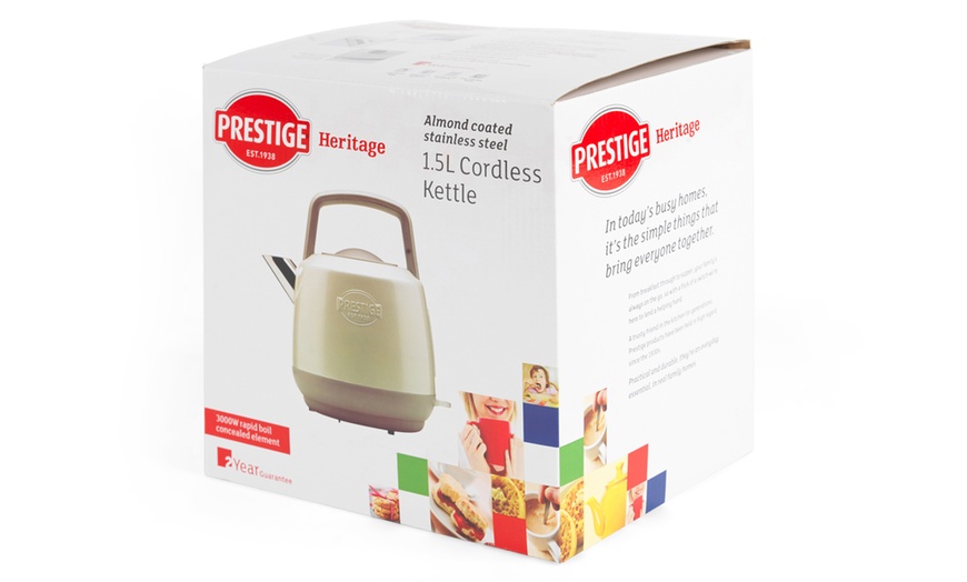 Image 29: Prestige Heritage Kettle, Two-Slice Toaster or Set of Both