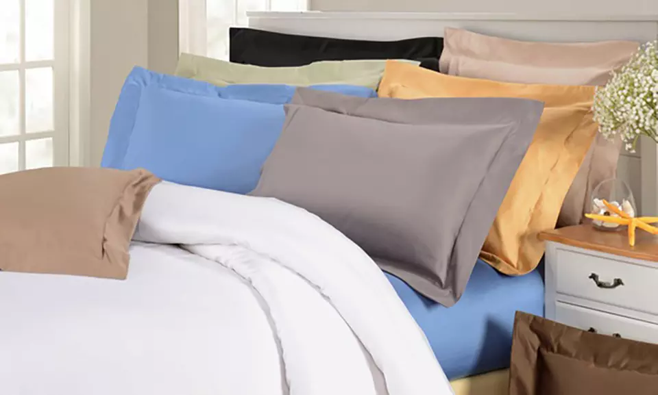 Superior 1500-Thread-Count Egyptian Cotton Solid-Color Duvet Cover Set - Primary Image