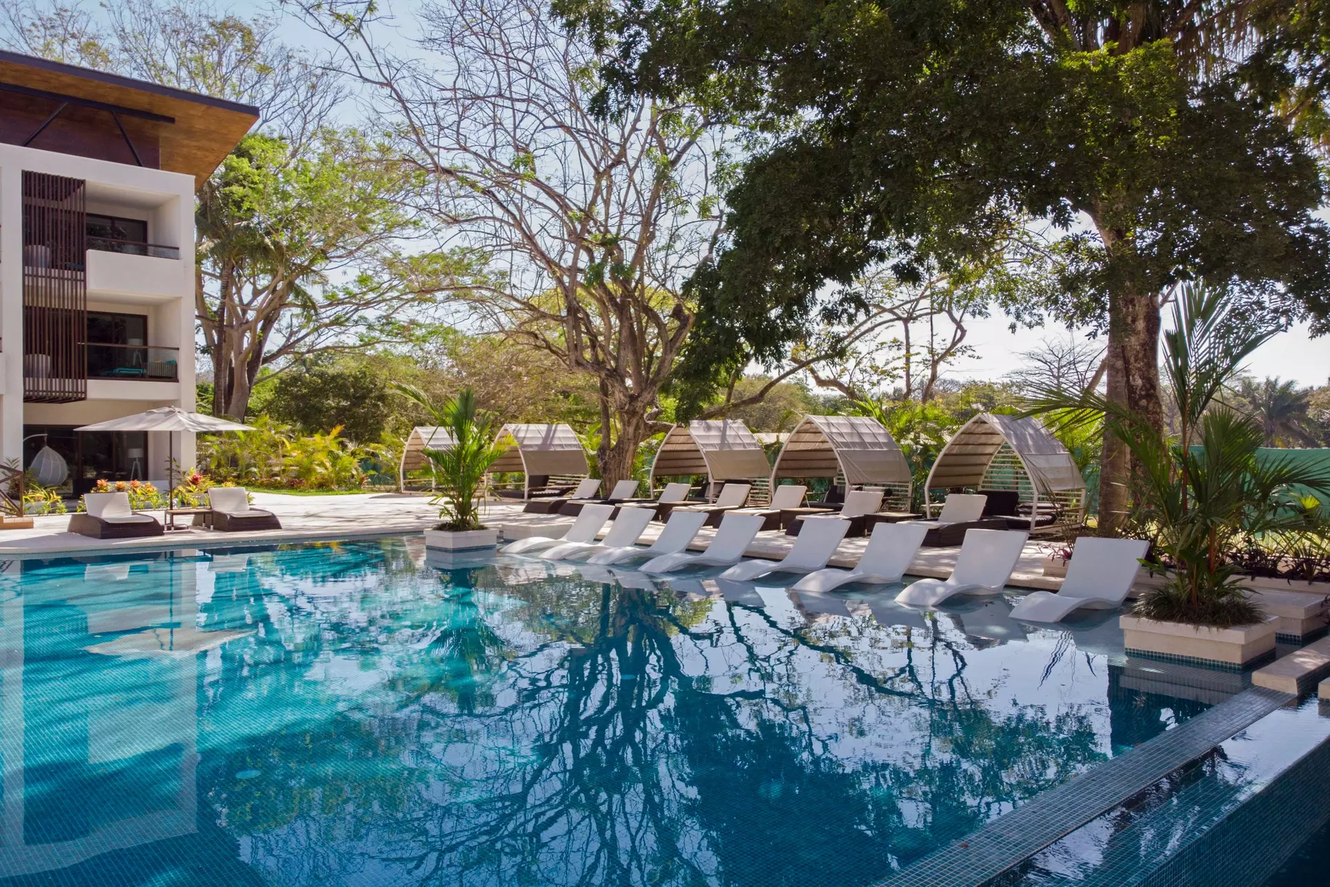 ✈ 4-Night All-Inclusive Azura Beach Resort. Price is per Person, Based on Two Guests per Room. - Primary Image
