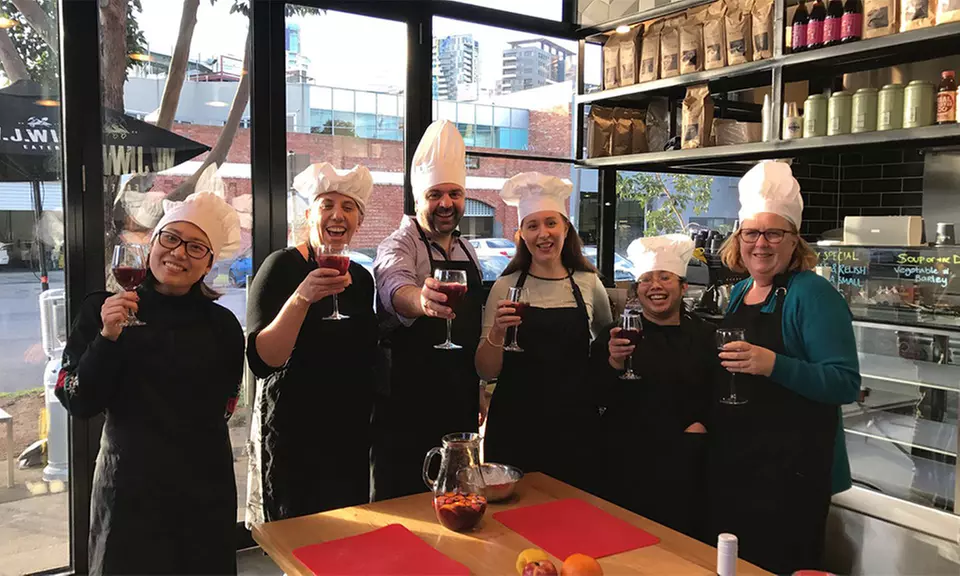 Up to 40% Off on Cooking Course at Holaconlola