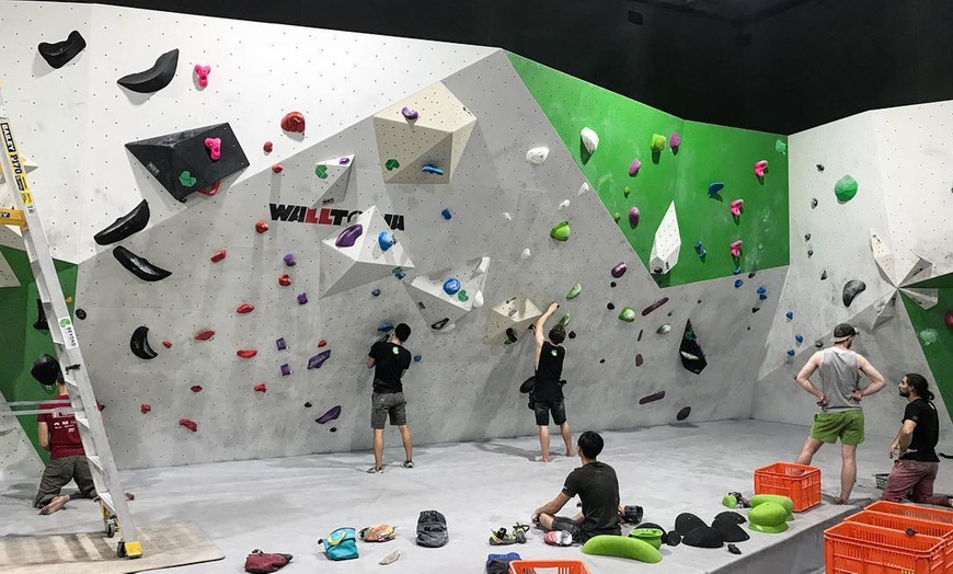 Image 4: One-Day Bouldering with Shoe Hire