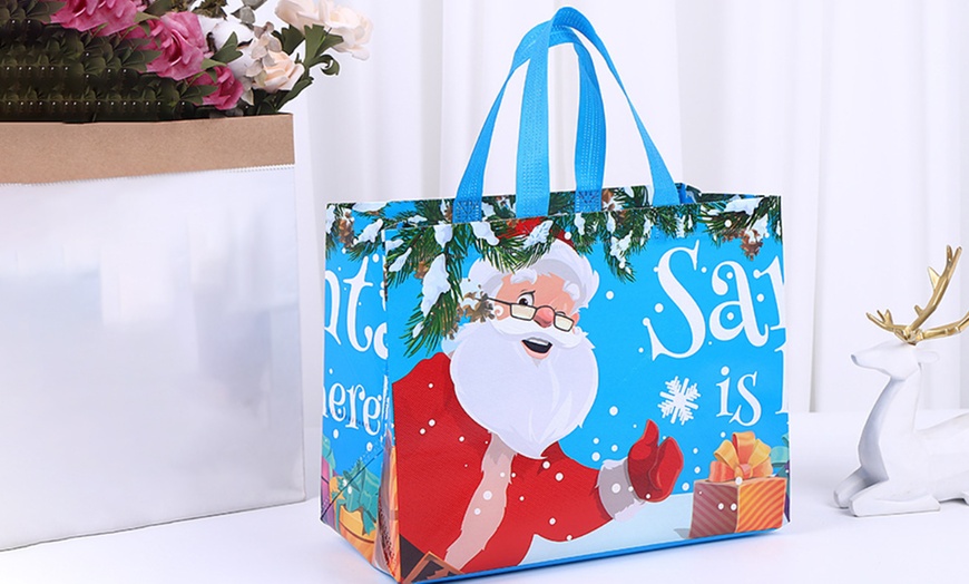 Image 5: 8 or 16 Christmas-Themed Non-Woven Bags