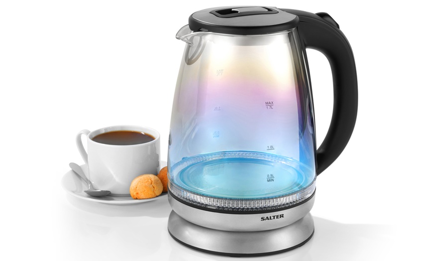 Image 2: Salter Iridescent Glass Kettle