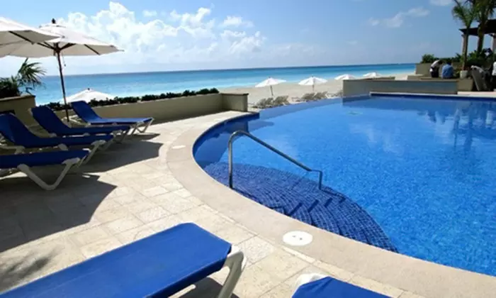✈ 3-Night All-Inclusive Hotel NYX Cancun Air from Travel by Jen