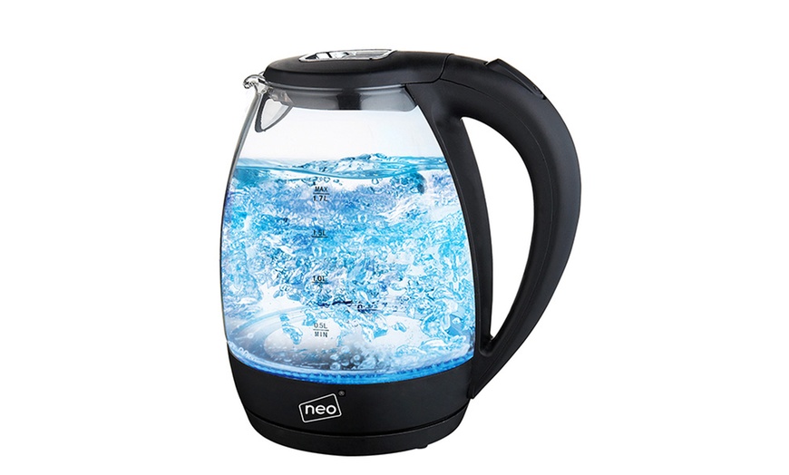 Image 2: Cordless Illuminated Glass Kettle